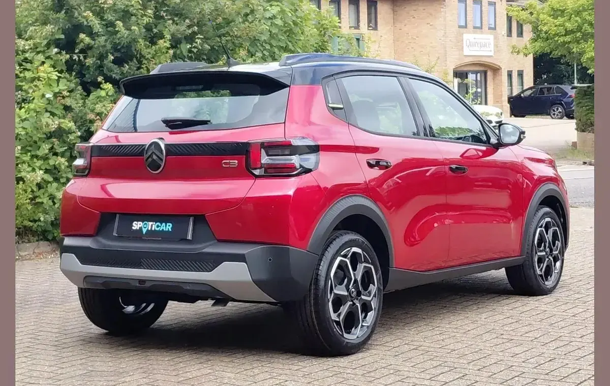 New Citroën C3 99 HP (72 kW) 2026 Red SUV