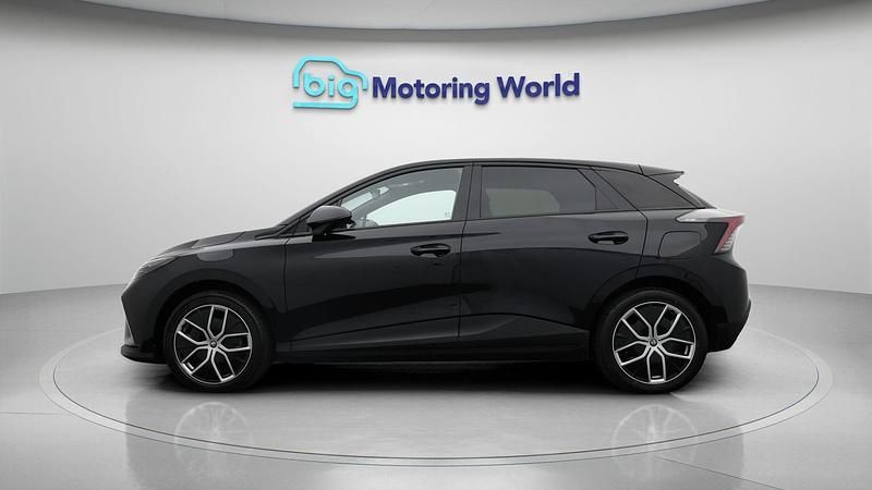Used MG MG4 EV Trophy 150 kW (204 HP) 2024 Black Hatchback