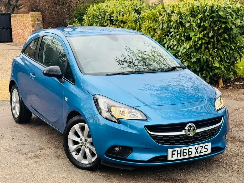 Used Vauxhall Corsa 75 HP (55 kW) 2017 Blue Hatchback