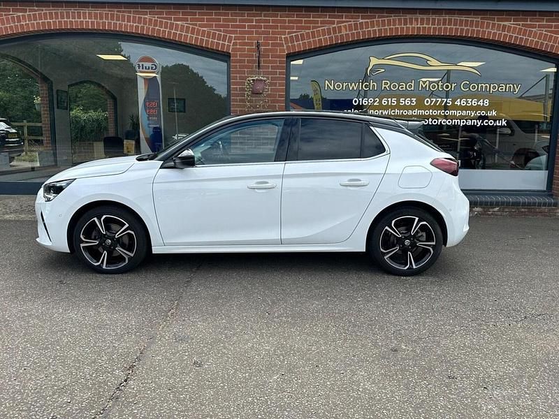 Used Vauxhall Corsa Edition 100 HP (73 kW) 2022 White Hatchback