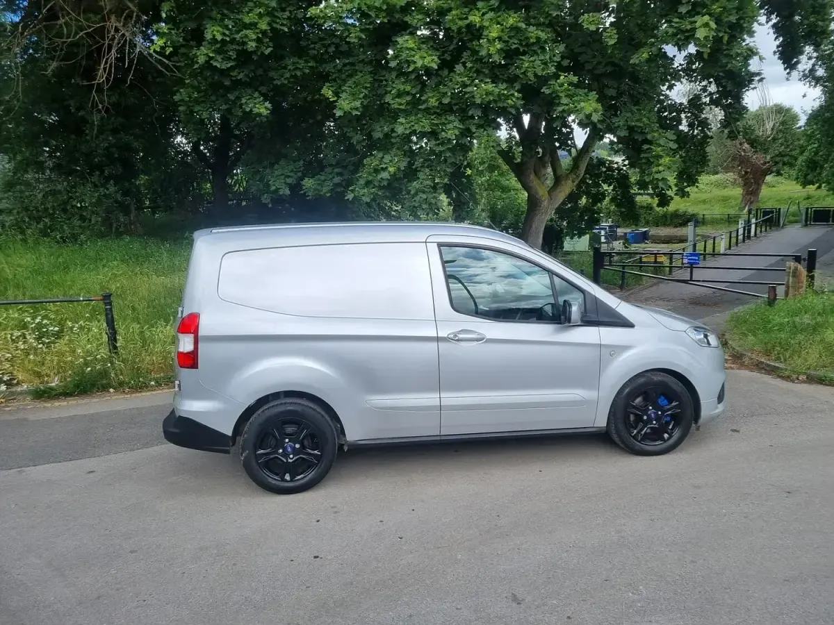 Used Ford Transit Limited 100 HP (73 kW) 2020 Silver Van