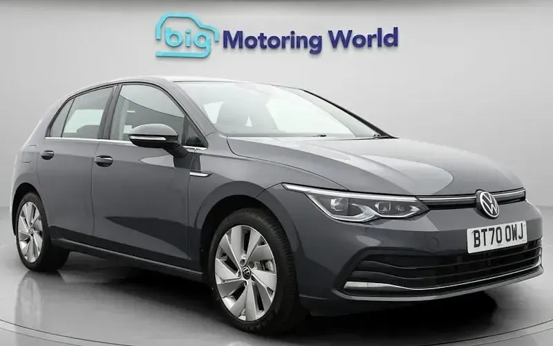 Used VW Golf VII Style 150 HP (110 kW) 2020 Hatchback