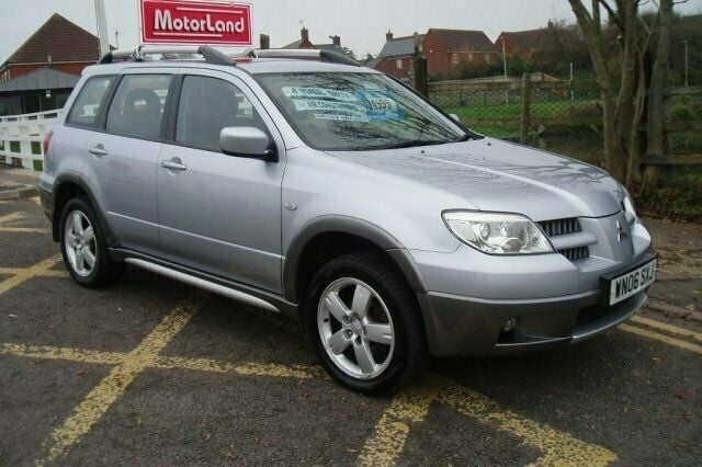 Used Mitsubishi Outlander 158 HP (116 kW) 2006 Black SUV