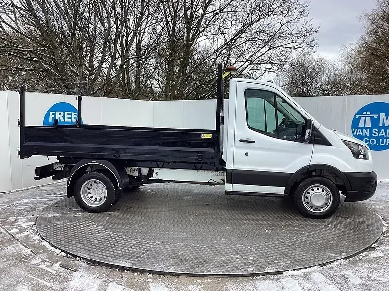 Usado Ford Transit 130 HP (95 kW) 2022 Branco Cabrios