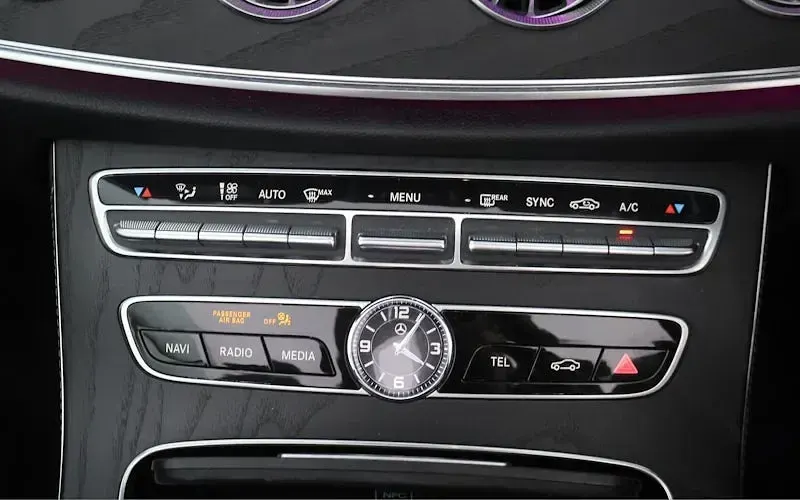 Used Mercedes E220 AMG line 194 HP (142 kW) 2021 Silver Cabriolet