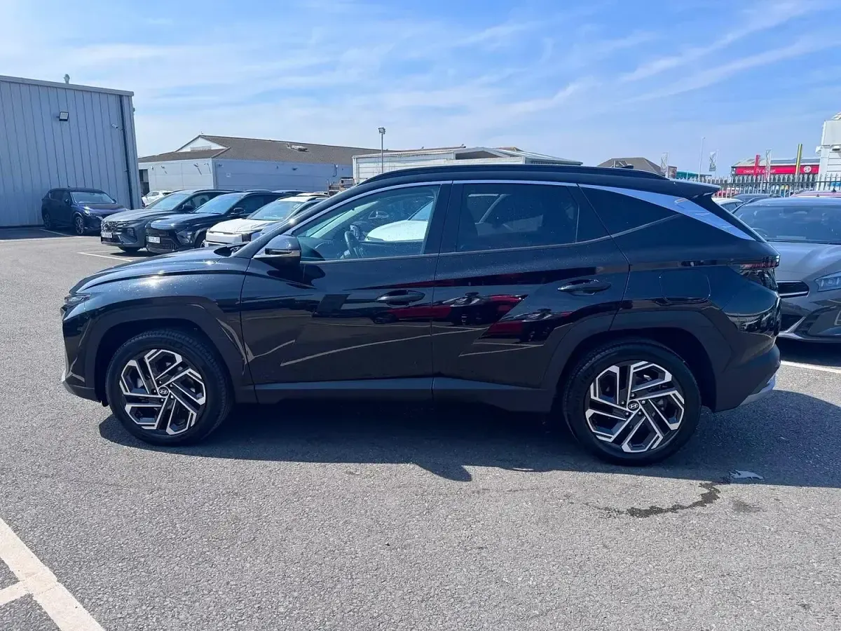 Used Hyundai Tucson Ultimate 235 HP (172 kW) 2026 Black SUV
