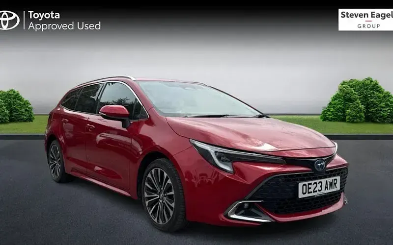 Used Toyota Corolla Design 140 HP (102 kW) 2023 Estate