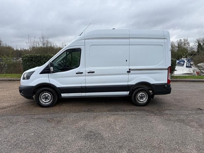 Used Ford Transit 130 HP (95 kW) 2018 White Van