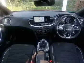 Used Kia ProCeed GT-Line 157 HP (115 kW) 2023 Orange Estate