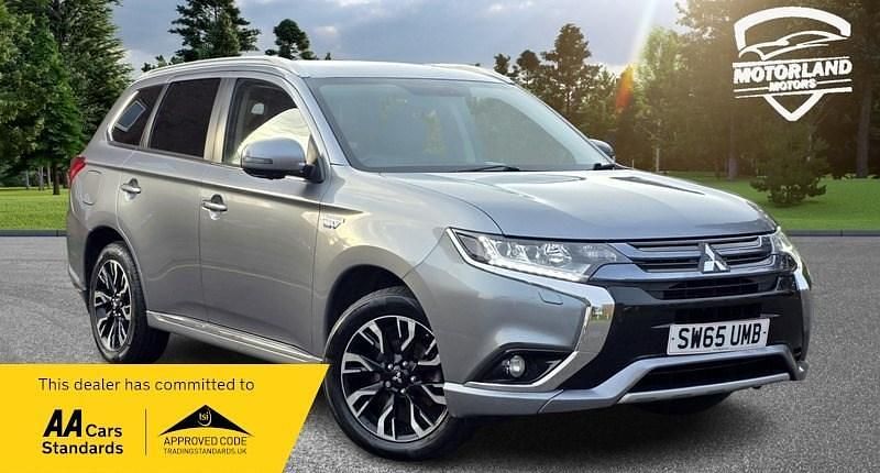 Used Mitsubishi Outlander P-HEV 2015 Grey Estate