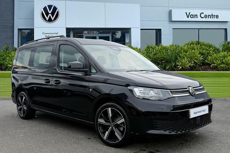 Used VW Caddy Maxi Life 122 HP (89 kW) 2025 Black MPV