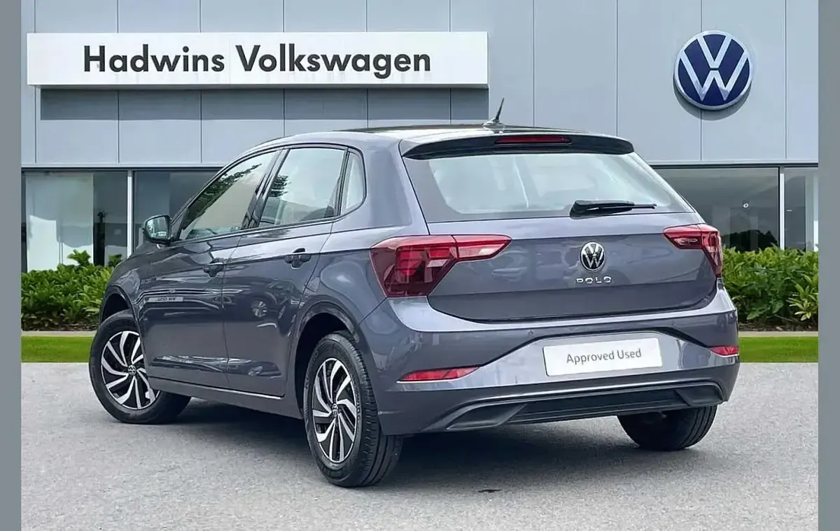 Used VW Polo Life 94 HP (69 kW) 2024 Grey Hatchback