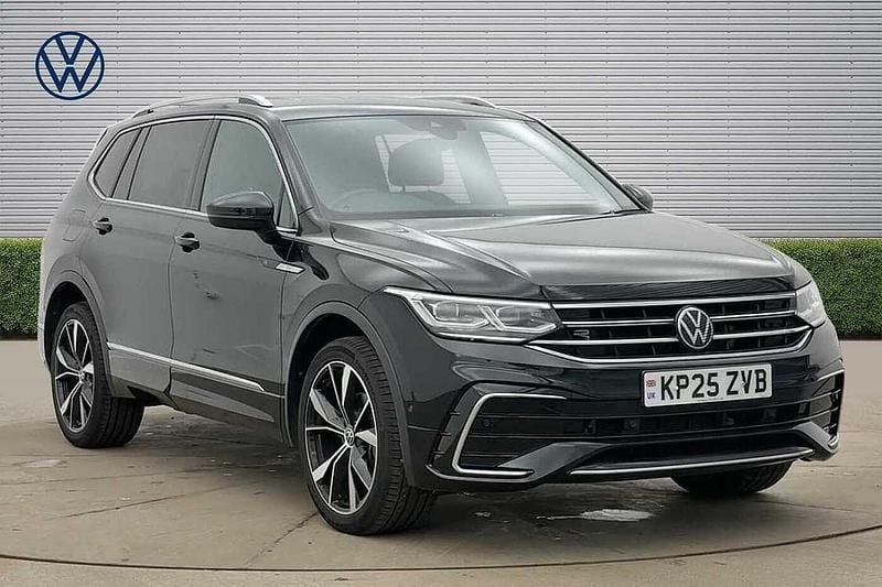 Used VW Tiguan Allspace R-line 150 HP (110 kW) 2025 Deep black pearl SUV