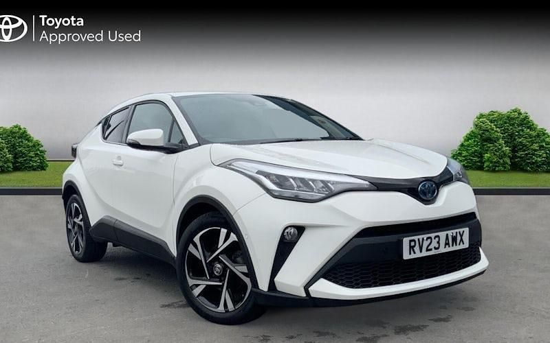 Used Toyota C-HR Design 122 HP (89 kW) 2023 Pure white SUV
