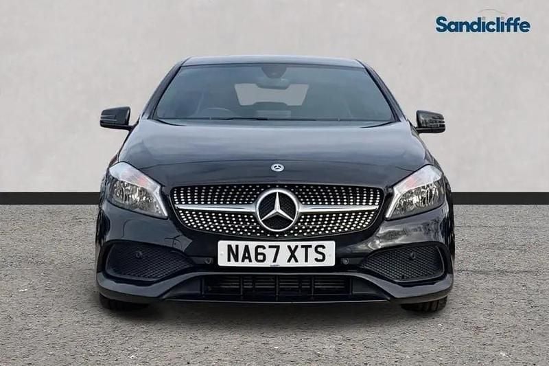 Used Mercedes A160 Executive 102 HP (75 kW) 2017 Black Hatchback