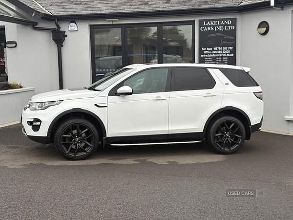 Used Land Rover Discovery Sport HSE 180 HP (132 kW) 2017 White SUV