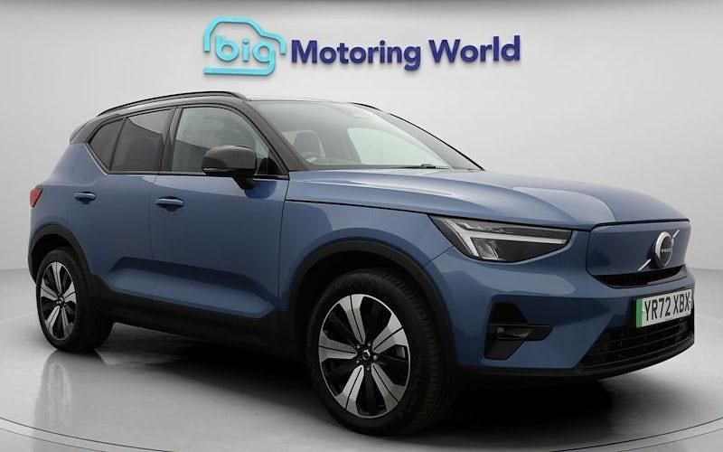 Used 2022 Volvo XC40 Plus SUV | £24,200 (Expensive) - Image 1/4