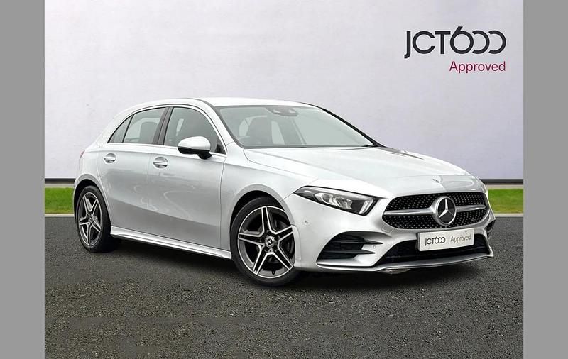 Used Mercedes A200 AMG Line Premium 161 HP (118 kW) 2019 Silver Hatchback