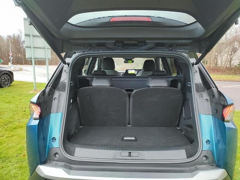 Used Peugeot 5008 GT 134 HP (98 kW) 2025 Blue MPV