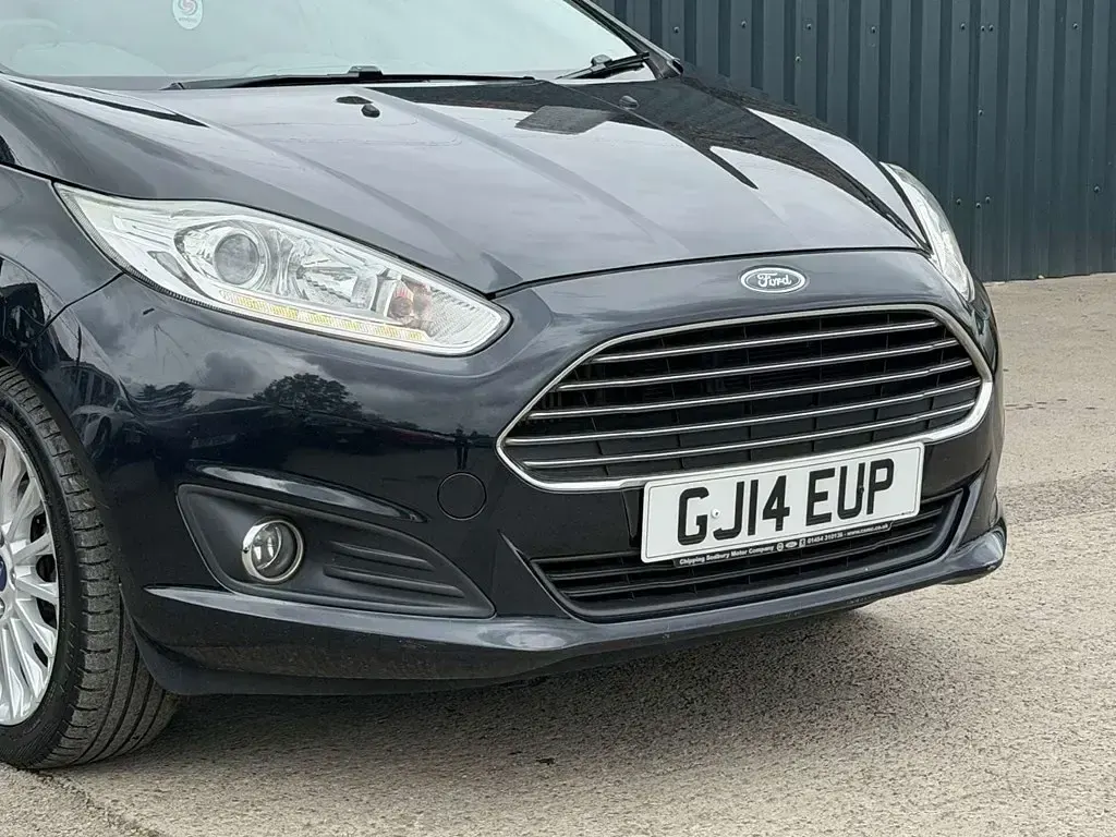 Usado Ford Fiesta Titanium 125 HP (91 kW) 2014 Preto Citadino