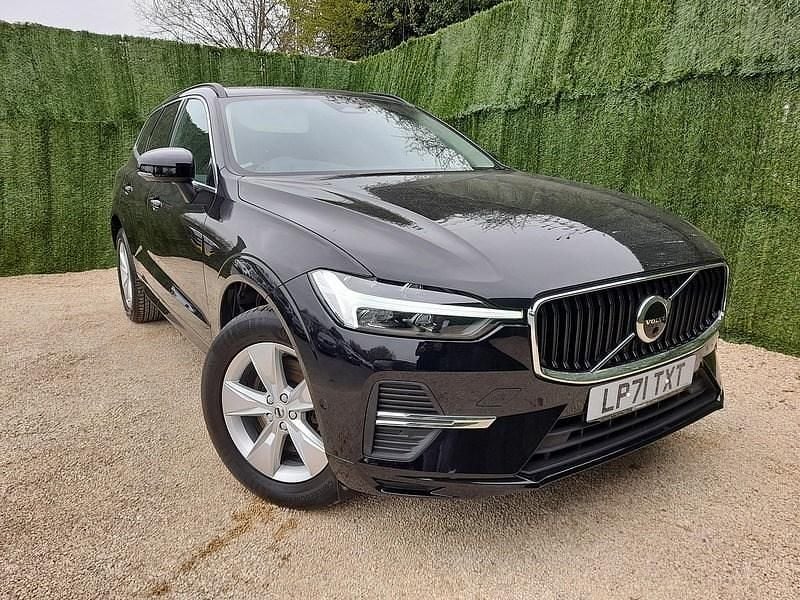 Used Volvo XC60 Momentum 2022 Black SUV