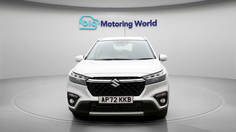 Used Suzuki SX4 S-Cross 129 HP (94 kW) 2023 Silver SUV