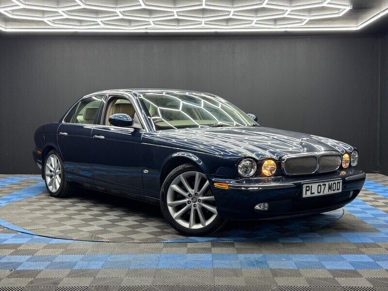 Blue Used 2007 Jaguar XJ Sovereign Sedan | £4,990 (Fair price) - Image 1/4