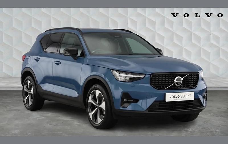 Used Volvo XC40 Ultimate 194 HP (142 kW) 2023 Blue SUV