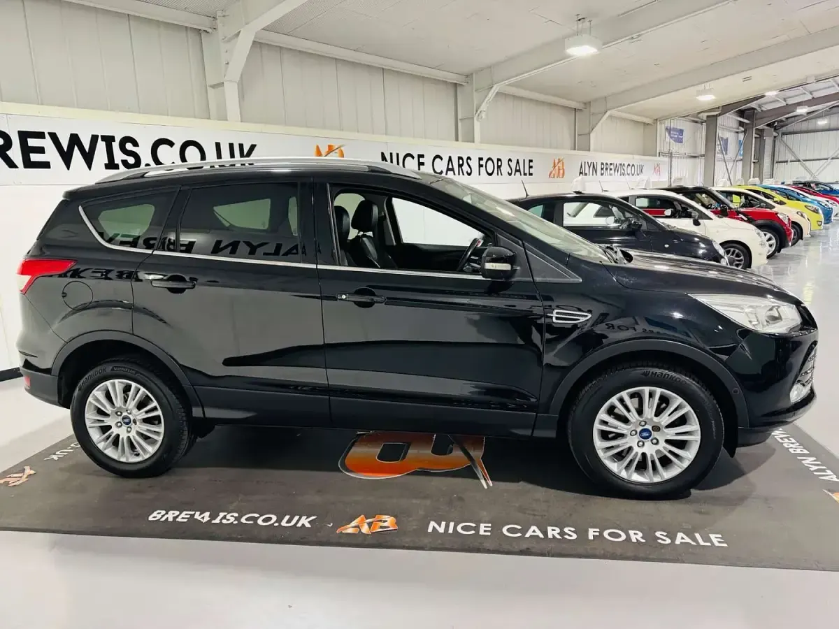 Used Ford Kuga Titanium 163 HP (119 kW) 2013 Black SUV