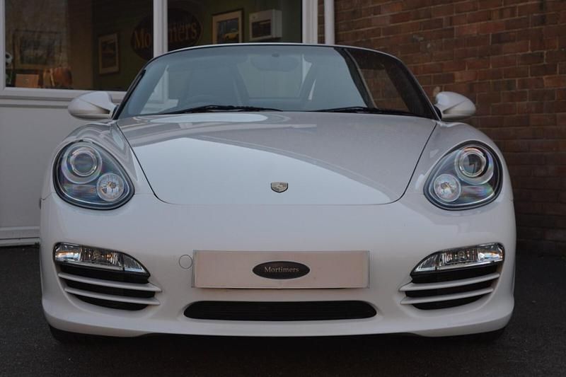 Used Porsche Boxster 255 HP (187 kW) 2010 White Cabriolet