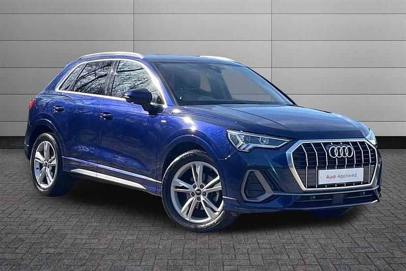 Used Audi Q3 S-Line 150 HP (110 kW) 2023 Navarra blue SUV
