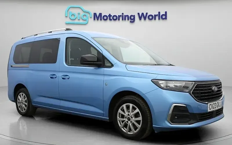 Used Ford Tourneo Connect Titanium 122 HP (89 kW) 2023 MPV