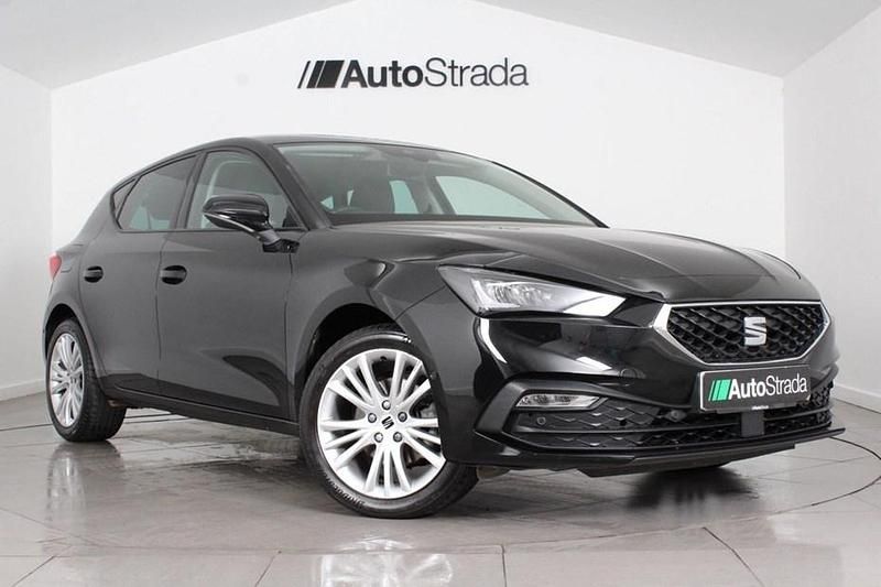 Used Seat Leon SE Dynamic 130 HP (95 kW) 2021 Black Hatchback