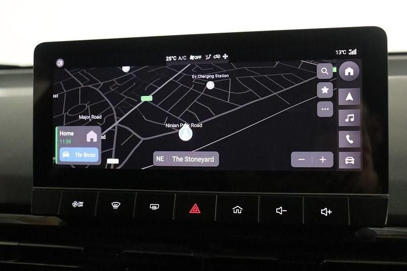 Used MG MG4 EV Trophy 2023 Orange Hatchback