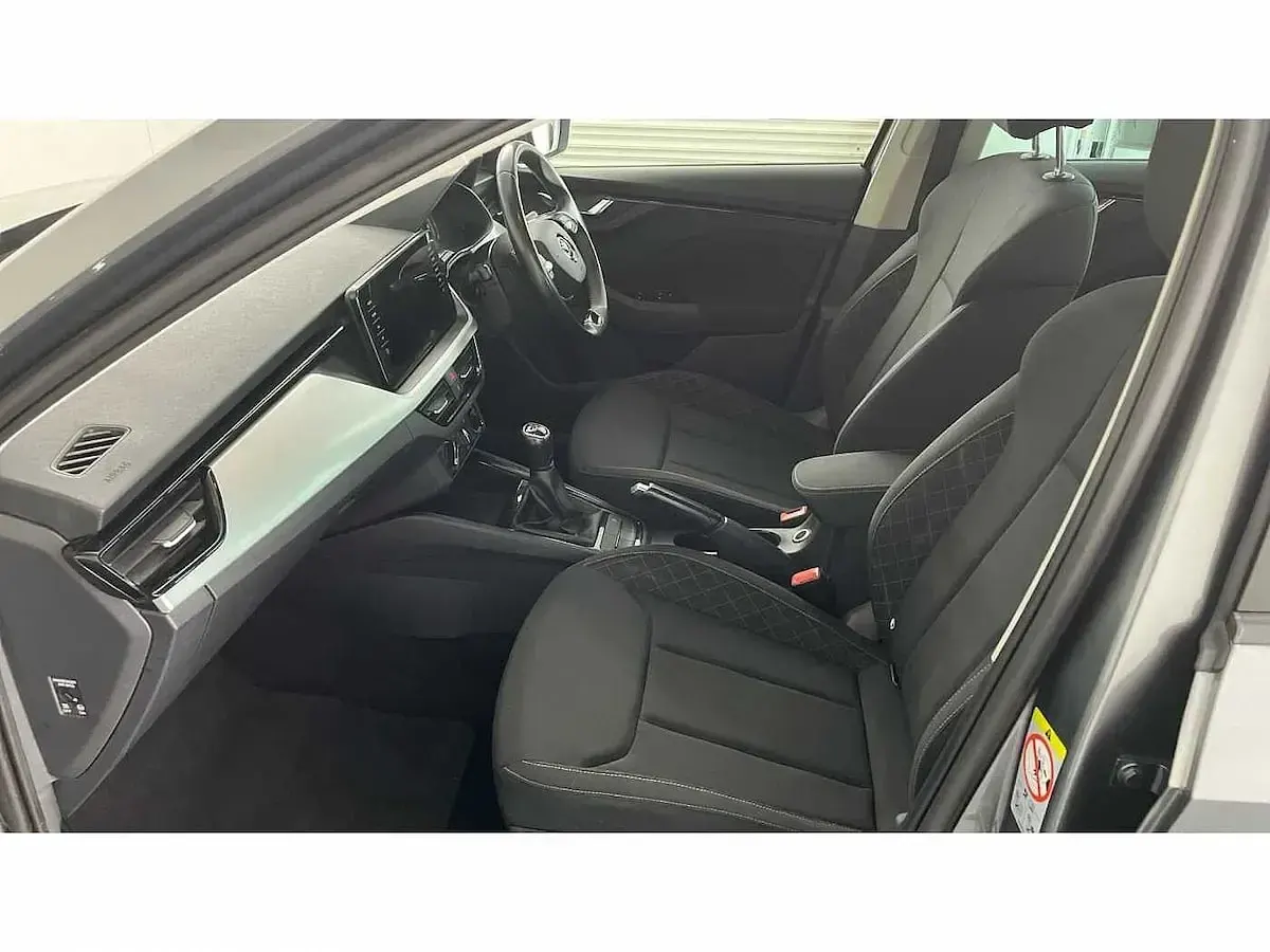 Used Skoda Kamiq SE Drive 81 HP (59 kW) 2023 Graphite grey metallic SUV