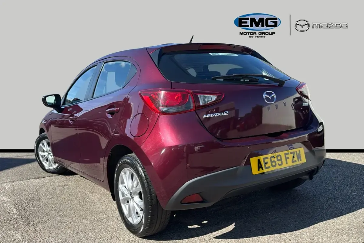 Used Mazda 2 90 HP (66 kW) 2019 Red Hatchback