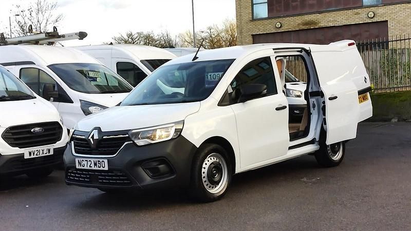 Used Renault Kangoo 2023 White MPV