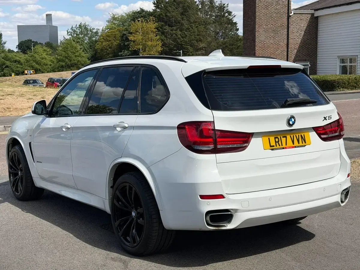 Used BMW X5 M Sport 254 HP (186 kW) 2017 White SUV