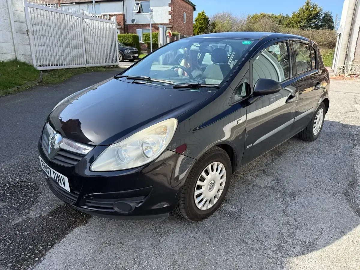 Used Vauxhall Corsa 79 HP (58 kW) 2007 Black Hatchback