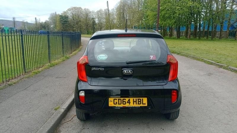 Used Kia Picanto 68 HP (50 kW) 2015 Black Hatchback