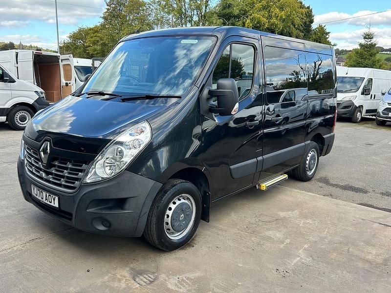 Black Used 2020 Renault Master Van | £15,750 (Fair price) - Image 1/4