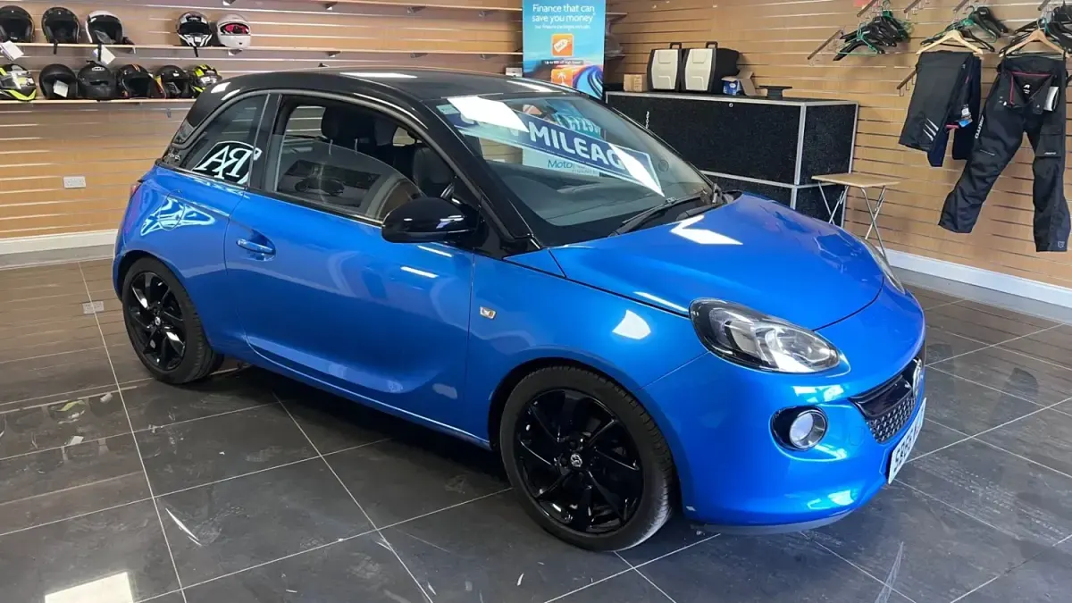 Używany Vauxhall Adam 70 KM (51 kW) 2016 Niebieski Hatchback
