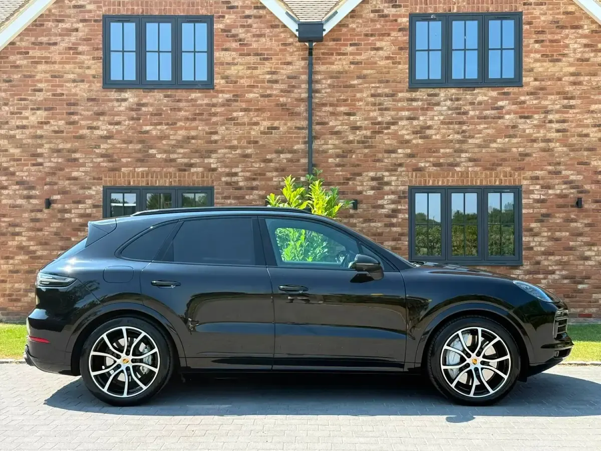 Used Porsche Cayenne S 2018 Black SUV