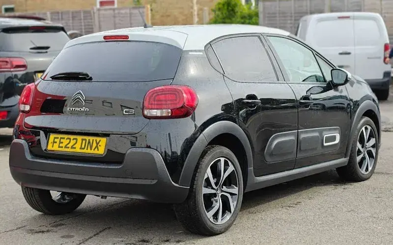 Used Citroën C3 PureTech 83 HP (61 kW) 2022 Black Hatchback