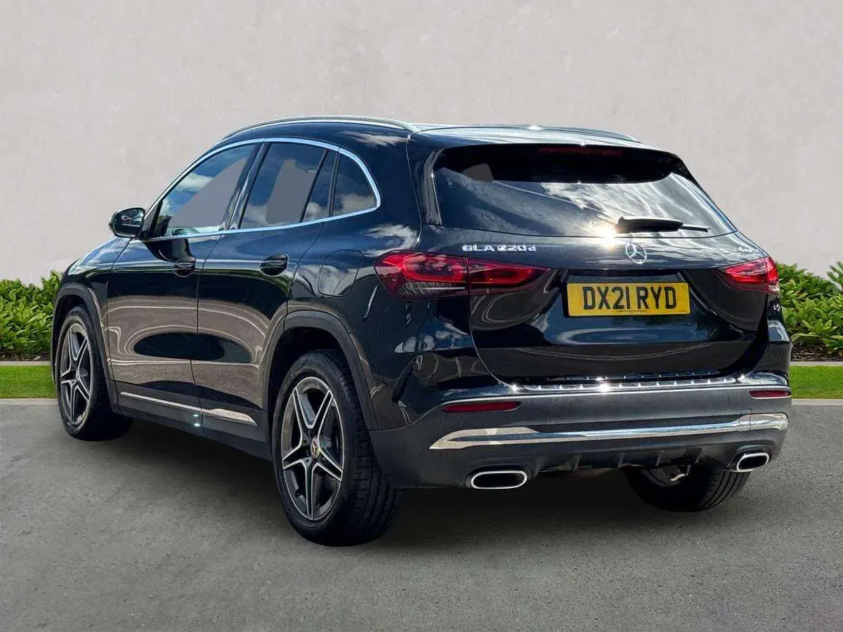 Used Mercedes GLA220 AMG line 190 HP (139 kW) 2021 Black SUV