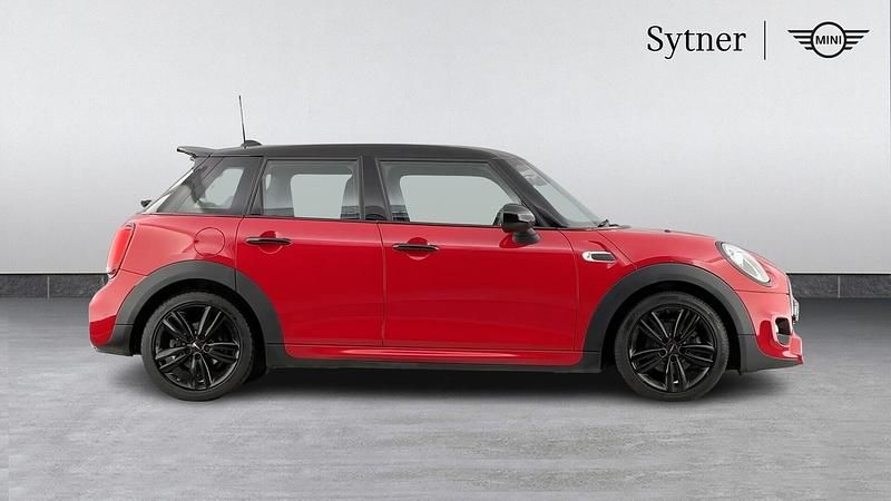 Used Mini Cooper Sport 136 HP (100 kW) 2019 Chili red Hatchback