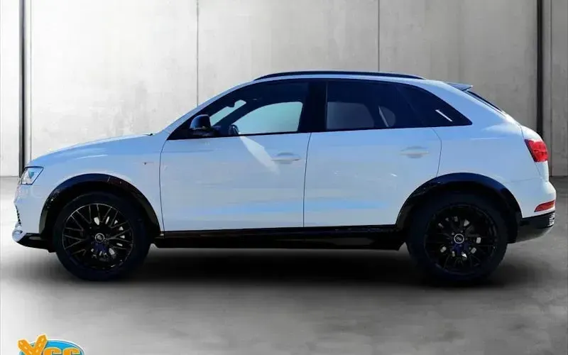 Usado Audi Q3 Black Edition 150 HP (110 kW) 2018 Branco SUV