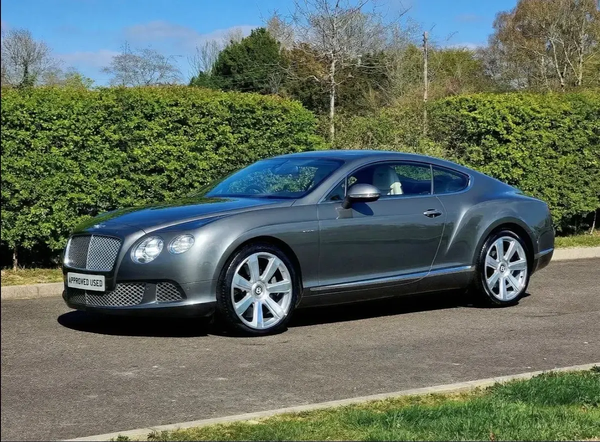 Begagnad Bentley Continental 2012 Grå Sportkupé