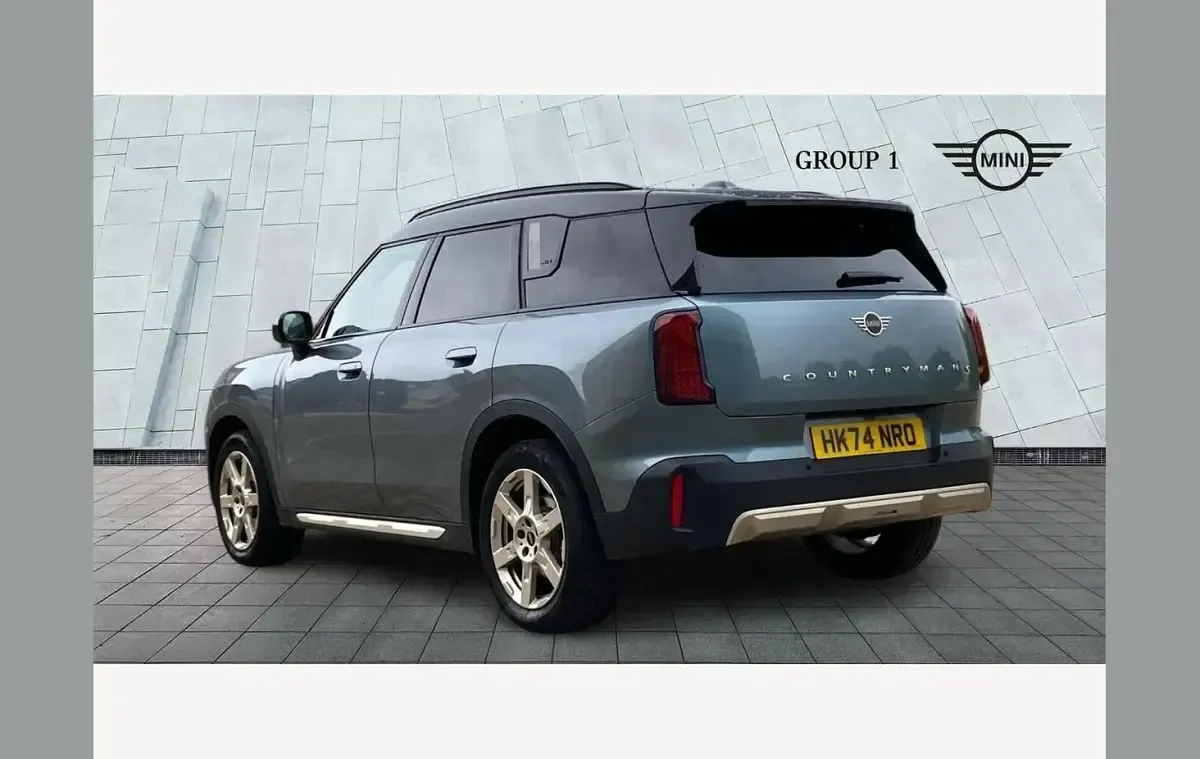 Used Mini Countryman Exclusive 214 HP (157 kW) 2024 Green SUV