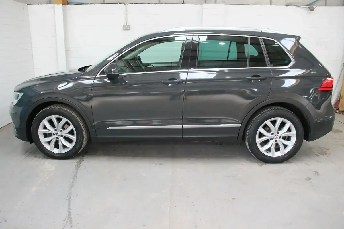 Used VW Tiguan SE 150 HP (110 kW) 2017 Grey SUV